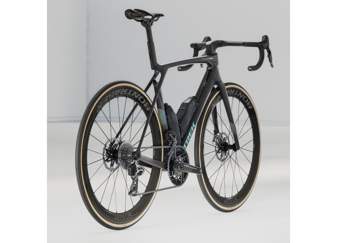 Road bike TREK Madone SLR 9 AXS | Matte Deep Smoke