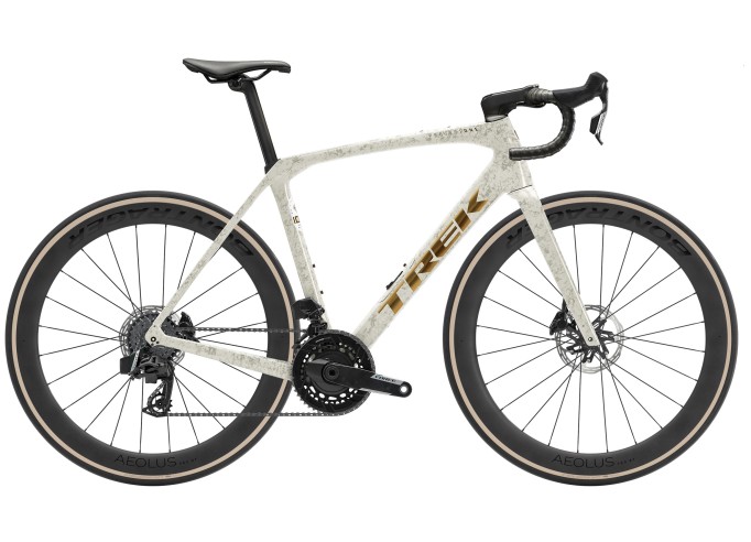 TREK Domane SLR 7 AXS Gen 4 plento dviratis | Era White/Supernova Marble