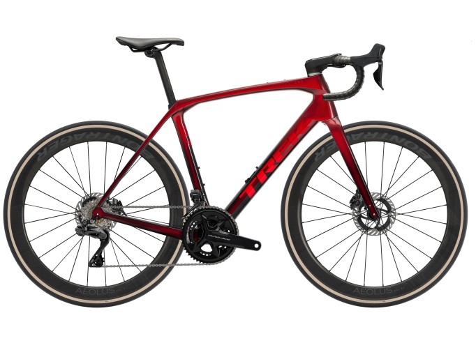 TREK Domane SLR 9 Gen 4 plento dviratis | Metallic Red Smoke to Red Carbon Smoke
