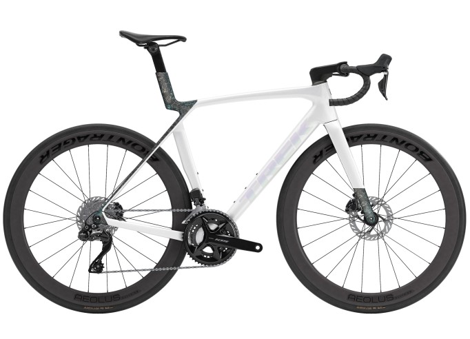 Road bike TREK Madone SL 6 | Gloss Crystal White/Matte Deep Smoke