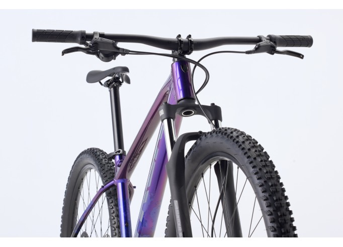 TREK Marlin 4 Gen 3 kalnų dviratis | Purple Flip/Black Fade